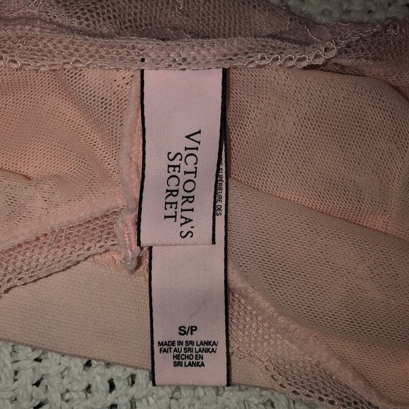 Victoria’s Secret Bralette - Picture 3 of 3